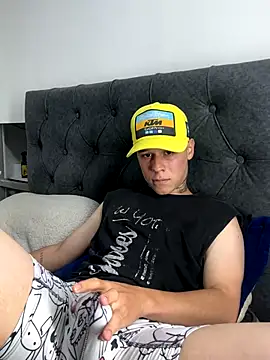 Snapshot of jordan_422 chatting on September 16, 2025, 6:09 pm jordan 422 online show from September 16, 2025, 6:09 pm