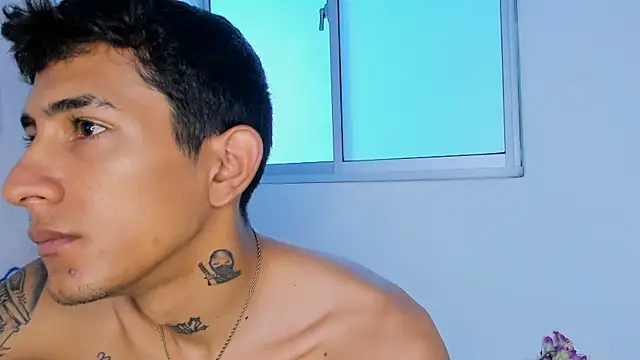 porno king69 online show from November 29, 2025, 3:34 pm