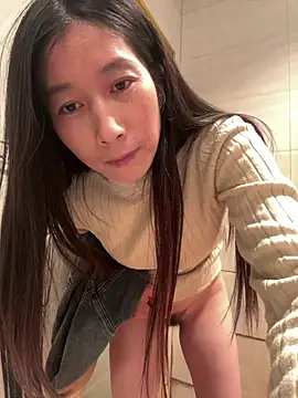 crhong666 online show from March 14, 2026, 12:49 am