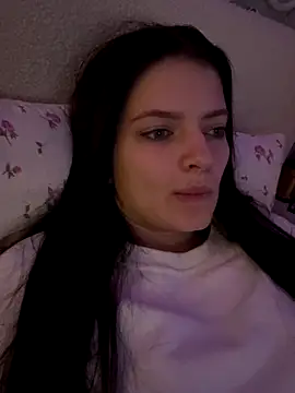 kimberlyy77 online show from October 10, 2025, 7:04 pm