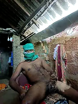 nughtytommy01 online show from October 15, 2025, 5:50 am