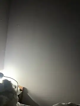 Snapshot of LesAmantsAE2 chatting on January 17, 2026, 7:12 am LesAmantsAE2 online show from January 17, 2026, 7:12 am