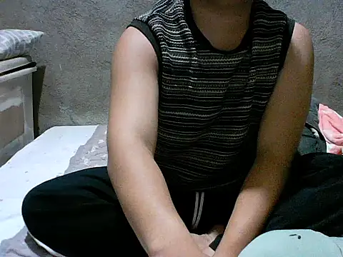 alhex gay26 online show from February 25, 2026, 1:55 pm