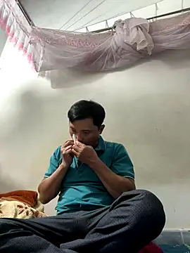 hotboy2x online show from November 27, 2025, 11:32 am