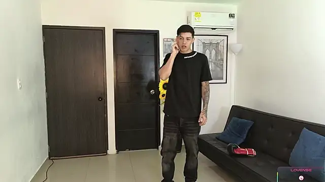 Playhardsex  online show from April 11, 2026, 11:30 pm