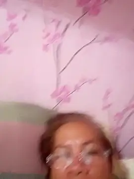 vickyhot1966 online show from November 19, 2025, 10:59 am