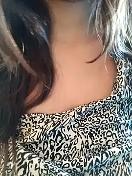 Hott Muskan online show from December 23, 2025, 10:03 am