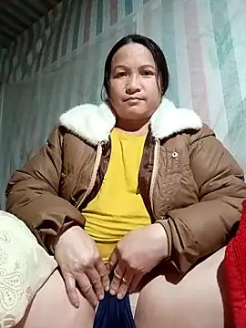 Love-Mama33 online show from January 6, 2026, 12:20 pm