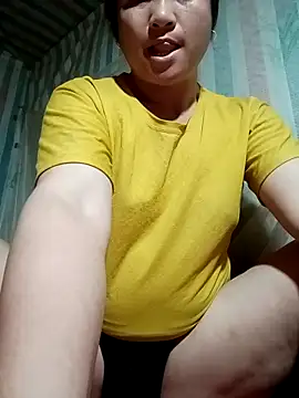 Love-Mama33 online show from February 7, 2026, 11:24 pm