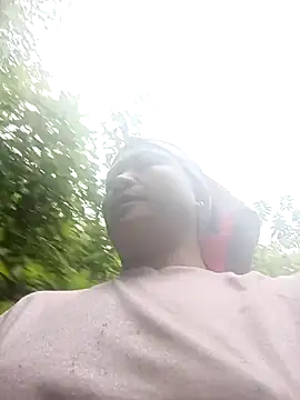 Love-Mama33 online show from October 24, 2025, 12:53 am