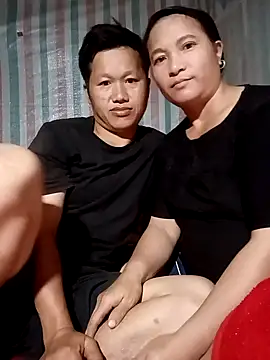 Love-Mama33 online show from November 13, 2025, 12:31 pm