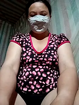 Love-Mama33 online show from February 25, 2026, 12:49 pm