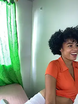 Snapshot of delaylacruz chatting on November 29, 2025, 9:15 pm delaylacruz online show from November 29, 2025, 9:15 pm