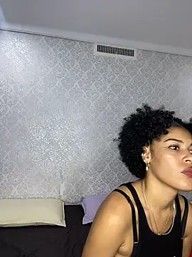 Snapshot of delaylacruz chatting on November 26, 2025, 1:16 am delaylacruz online show from November 26, 2025, 1:16 am