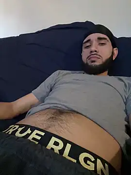 Snapshot of ytsentt chatting on February 9, 2026, 3:54 pm ytsentt online show from February 9, 2026, 3:54 pm