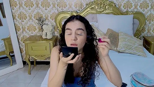 Snapshot of JessB_ chatting on October 28, 2025, 7:35 pm JessB online show from October 28, 2025, 7:35 pm