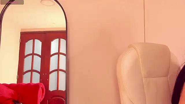 Snapshot of Emma__clark_ chatting on December 16, 2025, 12:31 pm Emma clark online show from December 16, 2025, 12:31 pm