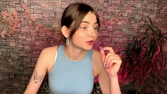 Snapshot of may_rollins chatting on June 11, 2026, 12:57 pm may rollins online show from June 11, 2026, 12:57 pm