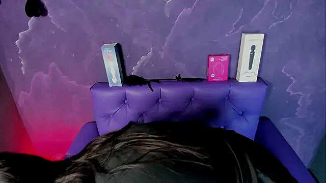 Snapshot of Lili_milk20 chatting on October 10, 2025, 7:47 pm Lili milk20 online show from October 10, 2025, 7:47 pm