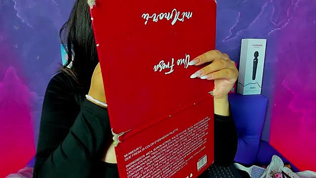 Snapshot of Lili_milk20 chatting on November 19, 2025, 7:25 pm Lili milk20 online show from November 19, 2025, 7:25 pm