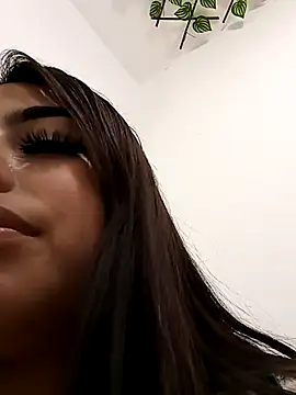 Lili milk20 online show from March 19, 2026, 7:14 pm