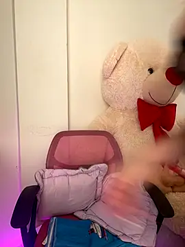 Zara Bel online show from January 7, 2026, 6:13 pm