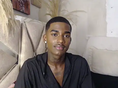 Snapshot of brihansexx chatting on February 24, 2026, 5:41 am brihansexx online show from February 24, 2026, 5:41 am