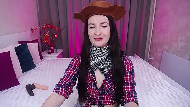 EvelinCuper online show from November 7, 2025, 6:18 am