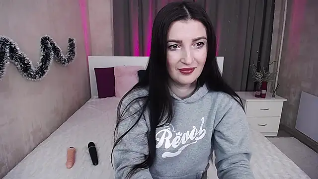 Snapshot of EvelinCuper chatting on January 19, 2026, 6:17 am EvelinCuper online show from January 19, 2026, 6:17 am