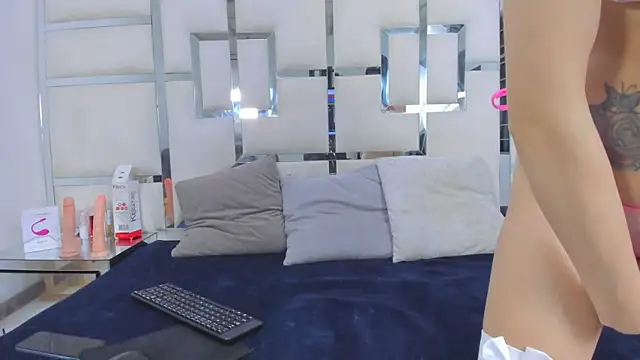 GabrielBrowm online show from October 8, 2025, 9:48 pm