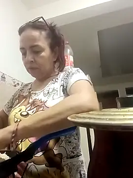 tany90 online show from March 31, 2026, 2:41 pm