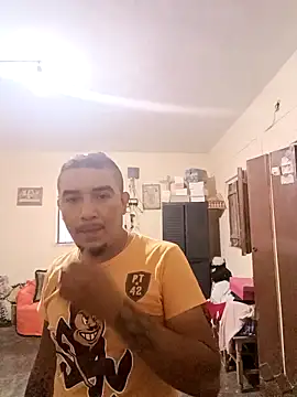 Snapshot of SecurePlanet9 chatting on February 10, 2026, 11:15 pm SecurePlanet9 online show from February 10, 2026, 11:15 pm