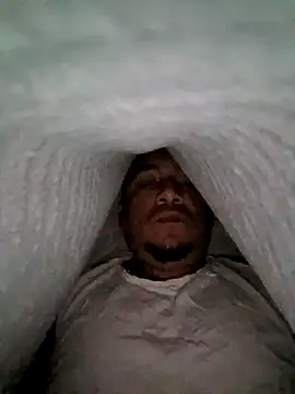 Snapshot of SecurePlanet9 chatting on February 17, 2026, 6:33 am SecurePlanet9 online show from February 17, 2026, 6:33 am