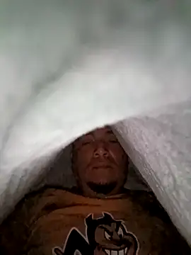 Snapshot of SecurePlanet9 chatting on February 10, 2026, 6:45 am SecurePlanet9 online show from February 10, 2026, 6:45 am