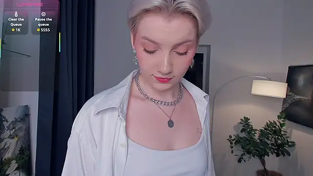 OdelynaAsp online show from November 6, 2025, 12:31 pm