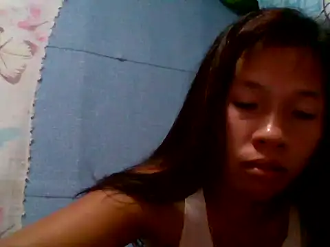 Snapshot of HotNaughtyGirl23 chatting on August 6, 2026, 1:28 pm HotNaughtyGirl23 online show from August 6, 2026, 1:28 pm
