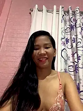 Cleo17 online show from September 17, 2025, 1:57 pm