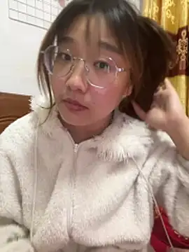 Snapshot of sisi-maiden chatting on February 23, 2026, 1:55 pm sisi-maiden online show from February 23, 2026, 1:55 pm