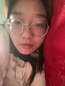 Snapshot of sisi-maiden chatting on February 10, 2026, 5:50 am sisi-maiden online show from February 10, 2026, 5:50 am