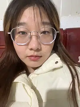 Snapshot of sisi-maiden chatting on February 9, 2026, 11:52 am sisi-maiden online show from February 9, 2026, 11:52 am