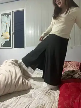 Snapshot of sisi-maiden chatting on February 22, 2026, 11:12 am sisi-maiden online show from February 22, 2026, 11:12 am