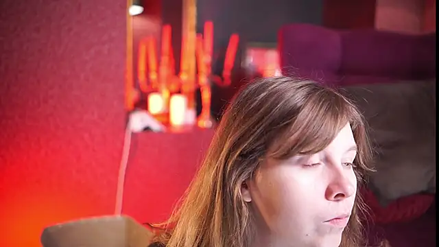 Snapshot of Sense_Of_Rosemary chatting on February 13, 2026, 5:40 am Sense Of Rosemary online show from February 13, 2026, 5:40 am