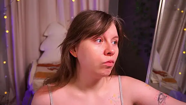 Snapshot of Sense_Of_Rosemary chatting on February 6, 2026, 5:47 am Sense Of Rosemary online show from February 6, 2026, 5:47 am