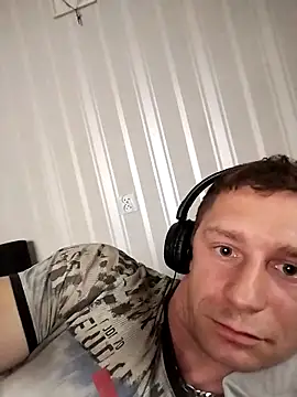 Dawidwi493  online show from April 14, 2026, 4:34 pm