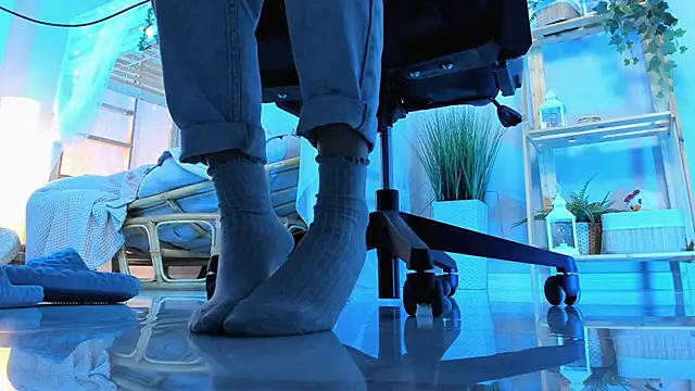 Snapshot of NitaNihil chatting on October 1, 2025, 5:39 pm NitaNihil online show from October 1, 2025, 5:39 pm