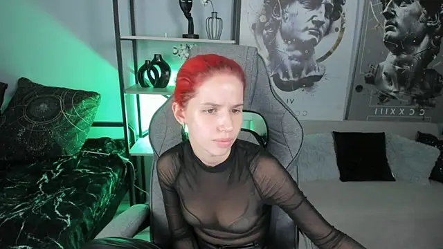 Snapshot of NitaNihil chatting on October 15, 2025, 7:11 pm NitaNihil online show from October 15, 2025, 7:11 pm