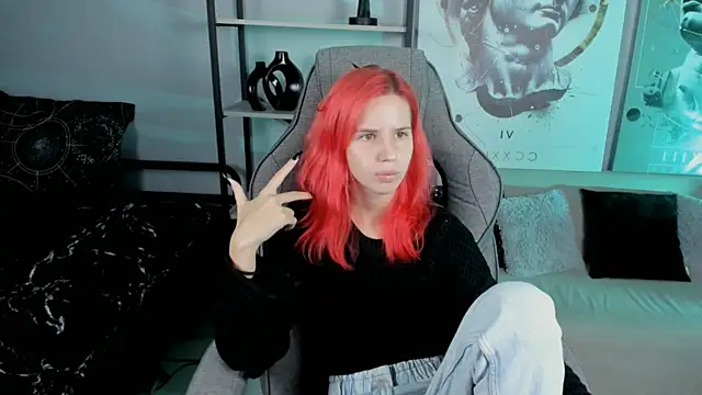 Snapshot of NitaNihil chatting on October 2, 2025, 5:49 pm NitaNihil online show from October 2, 2025, 5:49 pm