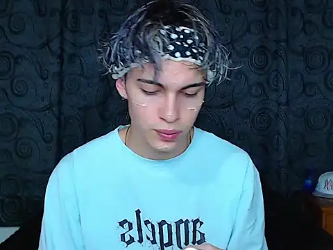 john vichenso online show from October 24, 2025, 11:04 pm