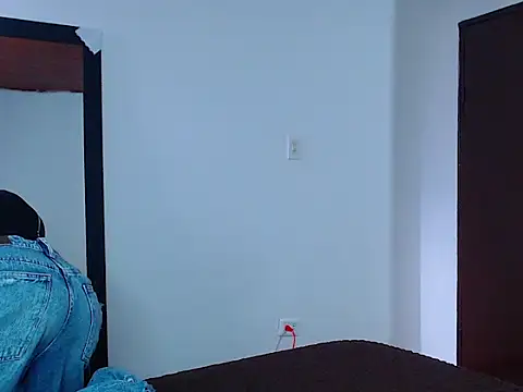 john vichenso online show from November 10, 2025, 8:47 pm