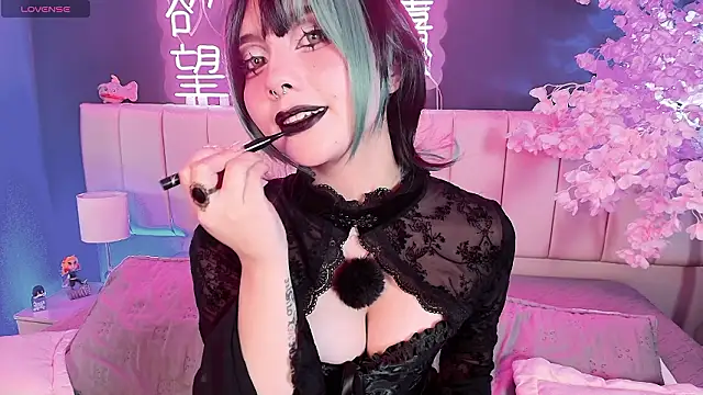 Shizuko  online show from March 30, 2026, 8:43 pm